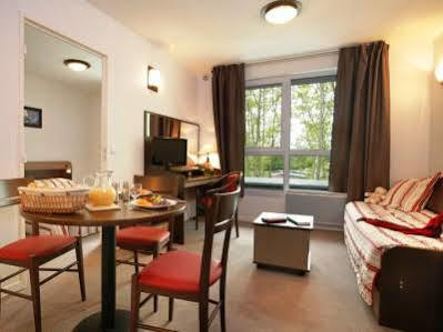 Appart Hotel Annecy Seynod Ngoại thất bức ảnh